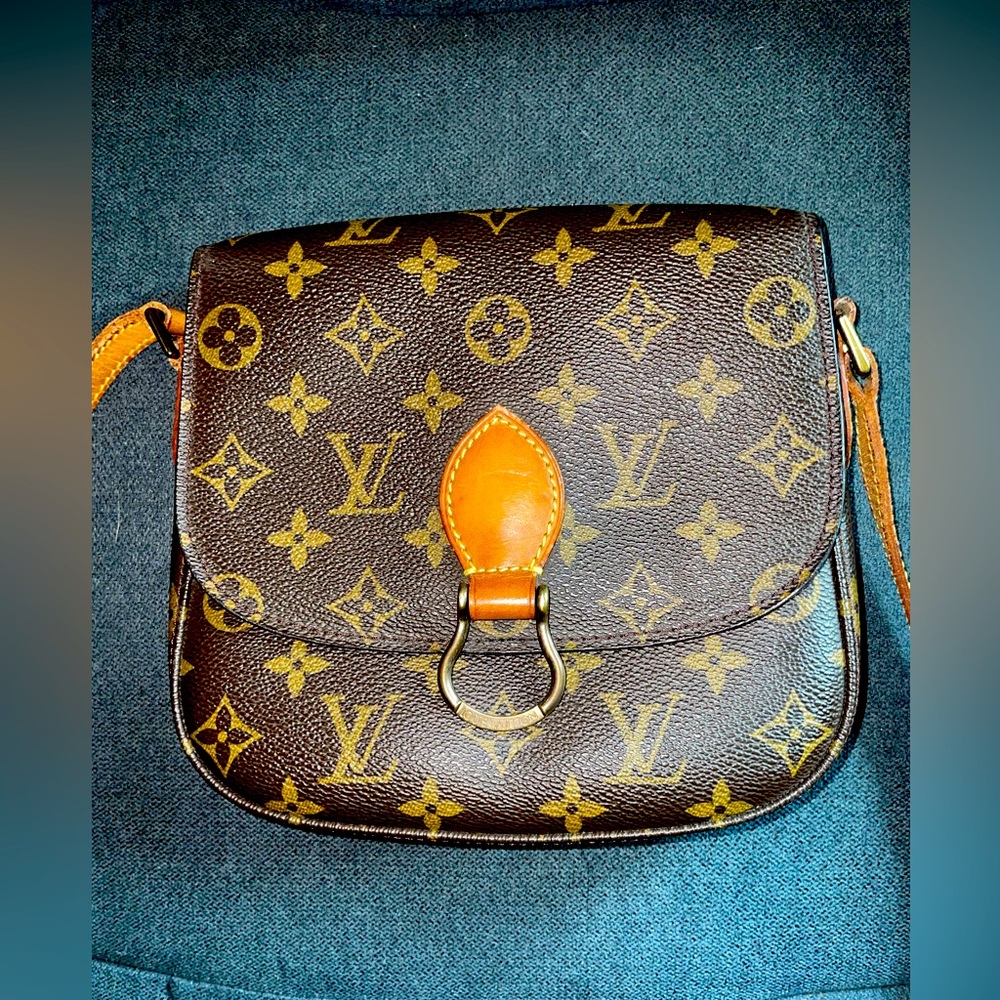 Authentic LV Saint Cloud